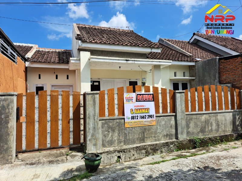 Dijual Rumah Cantik Murah  Siap Huni Di Perum. Puri Brawijaya Banyuwangi Dijual Rumah Cantik Murah  Siap Huni Di Perum. Puri Brawijaya Banyuwangi Dijual Rumah Cantik Murah&nbsp; Siap Huni Di Perum. Puri Brawijaya Banyuwangi
Hunian Strategis Pusat Kota dengan Lingkungan sejuk, asri dan mudah NRP BANYUWANGI
