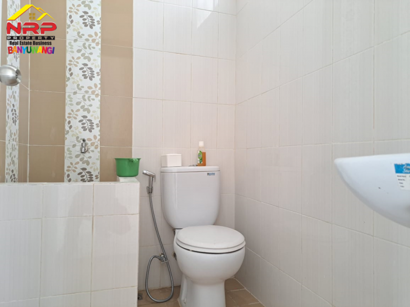 Dijual Rumah Cantik Posisi Hook di Perum  Elit Gardenia Estate Banyuwangi Dijual Rumah Cantik Posisi Hook di Perum  Elit Gardenia Estate Banyuwangi Dijual Rumah Cantik Posisi Hook di Perum&nbsp; Elit Gardenia Estate Banyuwangi
Hunian Elit Pusat Kota Dengan Lingkungan Aman, Nyaman dan Asri.&nbsp;
Dengan NRP BANYUWANGI