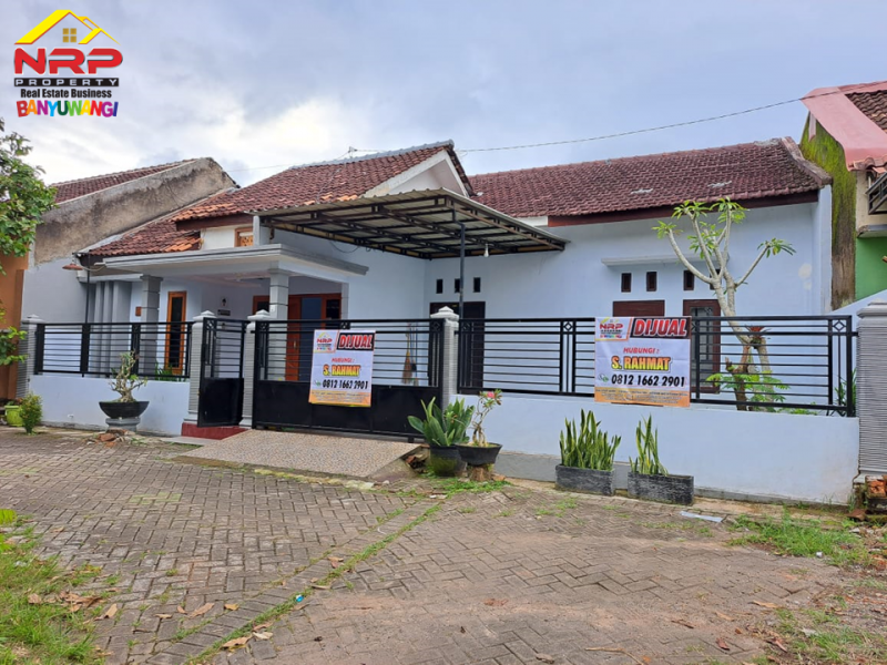 Dijual Rumah Cantik Siap Huni di Kusuma Resort Glagah - Banyuwangi Dijual Rumah Cantik Siap Huni di Kusuma Resort Glagah - Banyuwangi Dijual Rumah Cantik Siap Huni di Kusuma Resort Glagah - Banyuwangi
Berada dikawasan yang sejuk dan asri.
Lokasi startegis akses 0&nbsp; Jl. Raya Litjen NRP BANYUWANGI