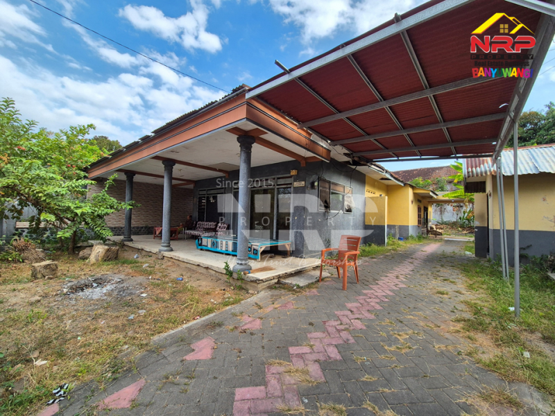 Dijual Rumah Classic 150 Meter dari Jl. Basuki Rahmat - Banyuwangi  Dijual Rumah Classic 150 Meter dari Jl. Basuki Rahmat - Banyuwangi  Dijual Rumah Classic 150 Meter dari Jl. Basuki Rahmat - Banyuwangi&nbsp;
Rumah strategis berada di pusat kota banyuwangi&nbsp;
Dekat dengan ACE Hardware NRP BANYUWANGI