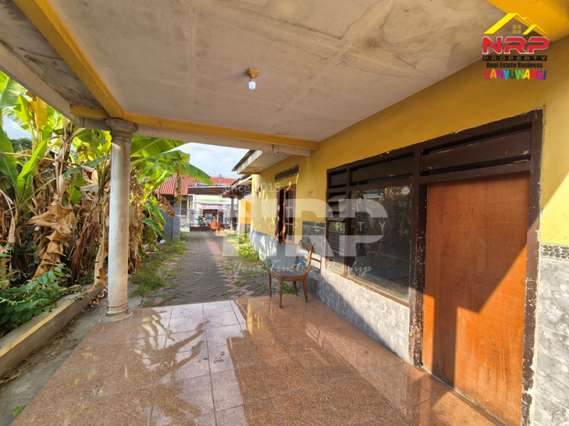 Dijual Rumah Classic 150 Meter dari Jl. Basuki Rahmat - Banyuwangi  Dijual Rumah Classic 150 Meter dari Jl. Basuki Rahmat - Banyuwangi  Dijual Rumah Classic 150 Meter dari Jl. Basuki Rahmat - Banyuwangi&nbsp;
Rumah strategis berada di pusat kota banyuwangi&nbsp;
Dekat dengan ACE Hardware NRP BANYUWANGI