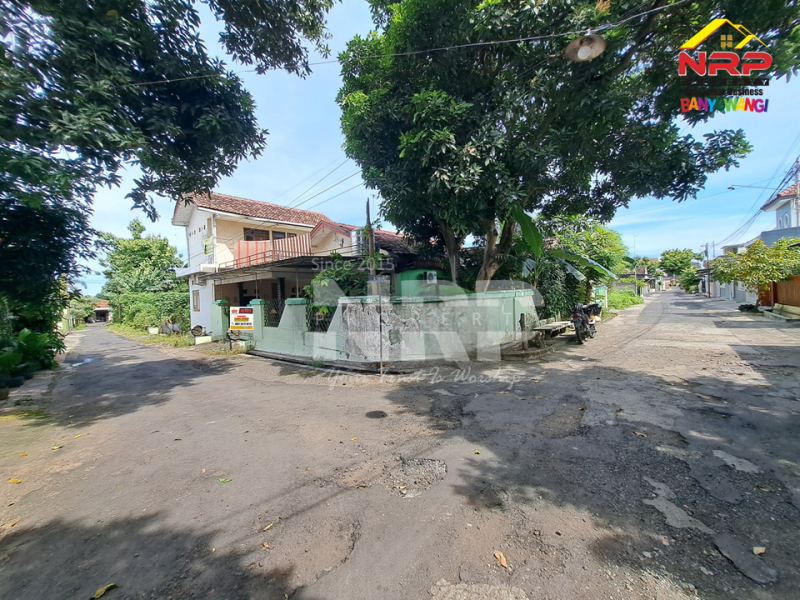 Dijual Rumah Classic Hook Murah 2 Lantai Sangat Strategis di Tamanbaru , Banyuwangi  Dijual Rumah Classic Hook Murah 2 Lantai Sangat Strategis di Tamanbaru , Banyuwangi  Dijual Rumah Classic Hook Murah 2 Lantai Sangat Strategis di Tamanbaru , Banyuwangi&nbsp;
Dekat dengan Fasilitas Pendidikan, Perbelanjaan dan kantor dinas NRP BANYUWANGI