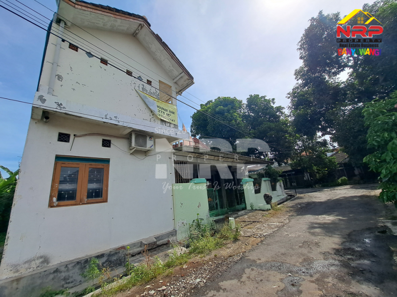 Dijual Rumah Classic Hook Murah 2 Lantai Sangat Strategis di Tamanbaru , Banyuwangi  Dijual Rumah Classic Hook Murah 2 Lantai Sangat Strategis di Tamanbaru , Banyuwangi  Dijual Rumah Classic Hook Murah 2 Lantai Sangat Strategis di Tamanbaru , Banyuwangi&nbsp;
Dekat dengan Fasilitas Pendidikan, Perbelanjaan dan kantor dinas NRP BANYUWANGI