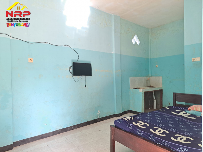 Dijual Rumah dan Kos- Kosan Belakang Kantor Bupati Banyuwangi  Dijual Rumah dan Kos- Kosan Belakang Kantor Bupati Banyuwangi  Dijual Rumah dan Kos- Kosan Belakang Kantor Bupati Banyuwangi&nbsp;
Lingkungan strategis , Berada di Pusat Perkantoran dan Perbelanjaan NRP BANYUWANGI
