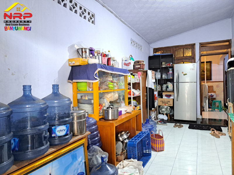 Dijual Rumah dan Kos"an Siap Huni Di Tengah Kota Banyuwangi Dijual Rumah dan Kos"an Siap Huni Di Tengah Kota Banyuwangi Dijual Rumah dan Kos"an Siap Huni Di Tengah Kota Banyuwangi
Hunian Exclusive berada di Pusat kota Banyuwangi dekat Taman Makam Pahlawan NRP BANYUWANGI