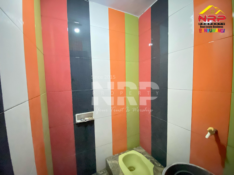 Dijual Rumah dan Kos"an Siap Huni Di Tengah Kota Banyuwangi Dijual Rumah dan Kos"an Siap Huni Di Tengah Kota Banyuwangi Dijual Rumah dan Kos"an Siap Huni Di Tengah Kota Banyuwangi
Hunian Exclusive berada di Pusat kota Banyuwangi dekat Taman Makam Pahlawan NRP BANYUWANGI