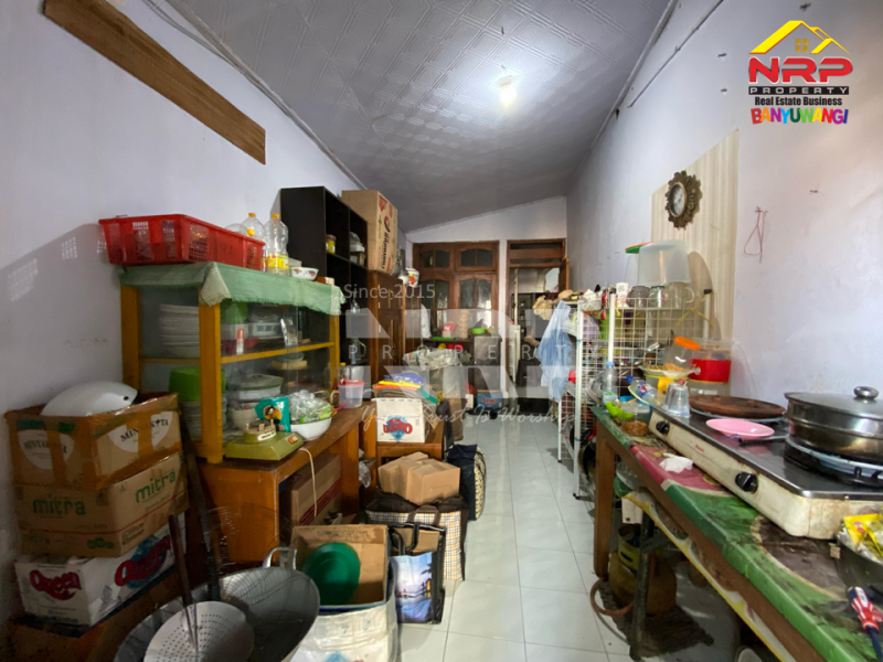 Dijual Rumah dan Kos"an Siap Huni Di Tengah Kota Banyuwangi Dijual Rumah dan Kos"an Siap Huni Di Tengah Kota Banyuwangi Dijual Rumah dan Kos"an Siap Huni Di Tengah Kota Banyuwangi
Hunian Exclusive berada di Pusat kota Banyuwangi dekat Taman Makam Pahlawan NRP BANYUWANGI