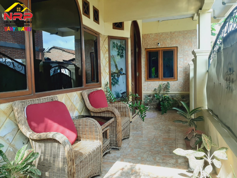 Dijual Rumah dan Kos-kosan Mewah Full Furnished di Kertosari - Banyuwangi  Dijual Rumah dan Kos-kosan Mewah Full Furnished di Kertosari - Banyuwangi  Dijual Rumah dan Kos-kosan Mewah Full Furnished di Kertosari - Banyuwangi&nbsp;
Terletak di kawasan bisnis aktif, ramai dan padat penduduk.
Dekat dengan NRP BANYUWANGI