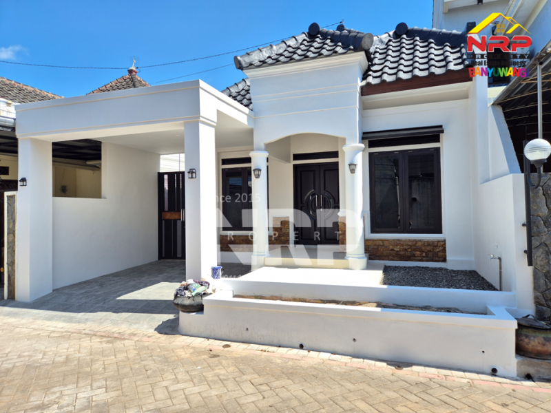 Dijual Rumah Dengan Konsep Modern Klasik  di Perum. Mendut Regency - Banyuwangi  Dijual Rumah Dengan Konsep Modern Klasik  di Perum. Mendut Regency - Banyuwangi  Dijual Rumah Dengan Konsep Modern Klasik&nbsp; di Perum. Mendut Regency - Banyuwangi&nbsp;
Hunian Exclusive terletak di Kawasan Perumahan Elit di Pusat Kota NRP BANYUWANGI