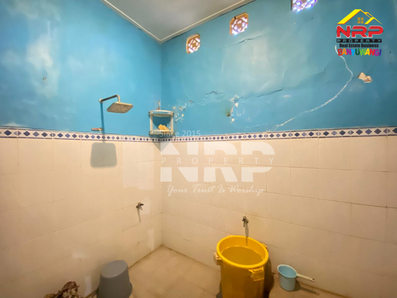 Dijual Rumah dengan ruang usaha cafe di Singotrunan - Banyuwangi  Dijual Rumah dengan ruang usaha cafe di Singotrunan - Banyuwangi  Dijual Rumah dengan ruang usaha cafe di Singotrunan - Banyuwangi&nbsp;
Dekat dengan fasilitas pendidikan dan perkantoran, Akses Jl. Sangat Lebar&nbsp;

Luas NRP BANYUWANGI