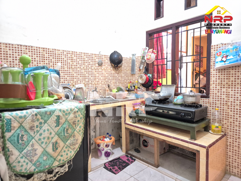 Dijual Rumah Dengan Value Yang Menarik di Tamanbaru , Banyuwangi  Dijual Rumah Dengan Value Yang Menarik di Tamanbaru , Banyuwangi  Dijual Rumah Dengan Value Yang Menarik di Tamanbaru , Banyuwangi&nbsp;
Belakang kantor Pemkab Banyuwangi.&nbsp;
Dekat dengan Fasilitas Pendidikan, NRP BANYUWANGI