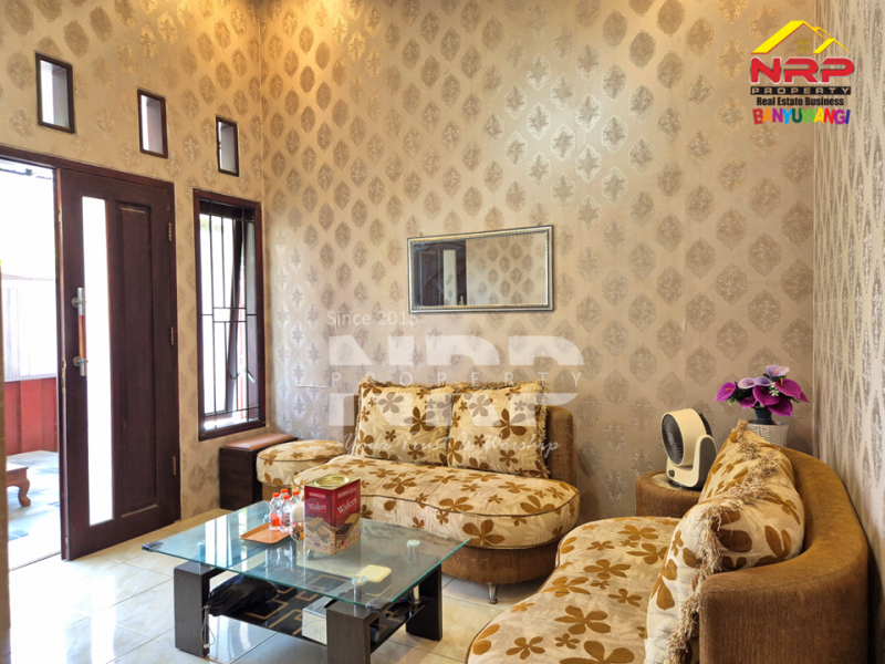 Dijual Rumah Dengan Value Yang Menarik di Tamanbaru , Banyuwangi  Dijual Rumah Dengan Value Yang Menarik di Tamanbaru , Banyuwangi  Dijual Rumah Dengan Value Yang Menarik di Tamanbaru , Banyuwangi&nbsp;
Belakang kantor Pemkab Banyuwangi.&nbsp;
Dekat dengan Fasilitas Pendidikan, NRP BANYUWANGI