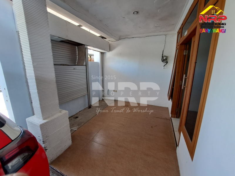 Dijual Rumah di Perum Kebalenan Indah - Banyuwangi  Dijual Rumah di Perum Kebalenan Indah - Banyuwangi  Dijual Rumah di Perum Kebalenan Indah - Banyuwangi&nbsp;
Lokasi Strategis di pusat kota Banyuwangi, Berada dibelakang Bank BTN Banyuwangi&nbsp;
Lingkungan NRP BANYUWANGI