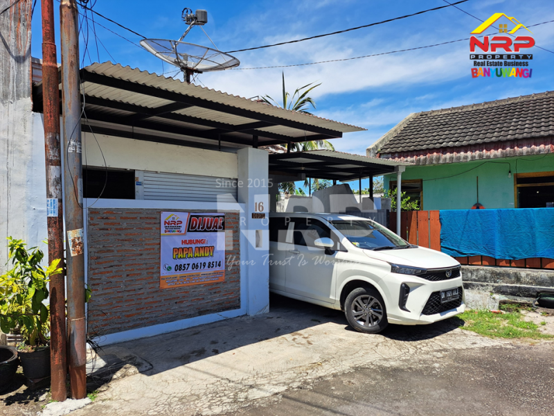 Dijual Rumah di Perum Kebalenan Indah - Banyuwangi  Dijual Rumah di Perum Kebalenan Indah - Banyuwangi  Dijual Rumah di Perum Kebalenan Indah - Banyuwangi&nbsp;
Lokasi Strategis di pusat kota Banyuwangi, Berada dibelakang Bank BTN Banyuwangi&nbsp;
Lingkungan NRP BANYUWANGI