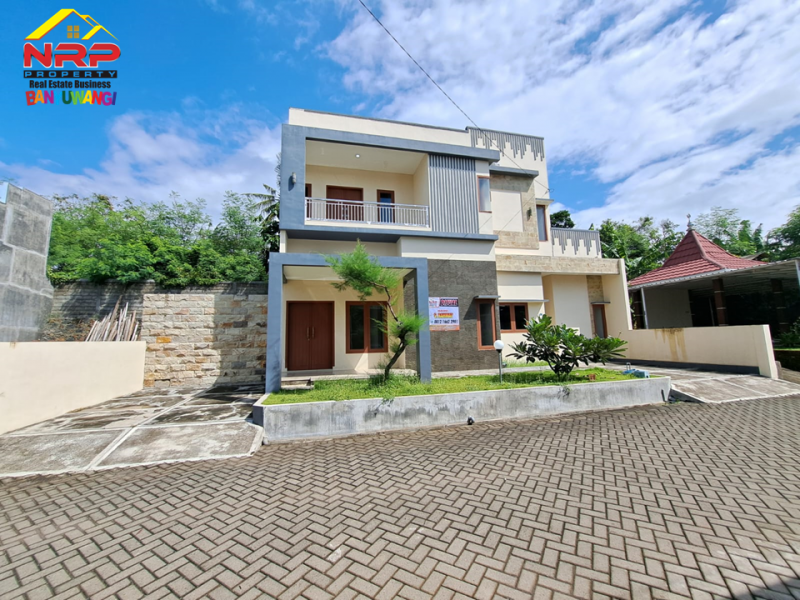 Dijual Rumah Exclusive 2 Lantai di Kawasan Perumahan Elit Klatak - Banyuwangi  Dijual Rumah Exclusive 2 Lantai di Kawasan Perumahan Elit Klatak - Banyuwangi  Dijual Rumah Exclusive 2 Lantai di Kawasan Perumahan Elit Klatak - Banyuwangi&nbsp;
Comfortable Area , One get sistem dengan Security. View Selat NRP BANYUWANGI