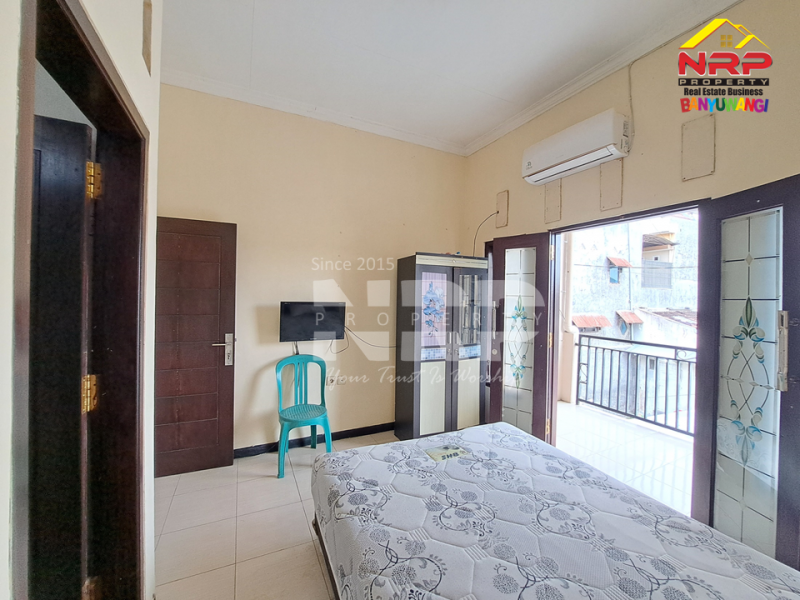 Dijual Rumah Exclusive 2 Lantai di Perum. Mendut Regency - Banyuwangi  Dijual Rumah Exclusive 2 Lantai di Perum. Mendut Regency - Banyuwangi  Dijual Rumah Exclusive 2 Lantai di Perum. Mendut Regency - Banyuwangi&nbsp;
Hunian Exclusive terletak di Kawasan Perumahan Elit di Pusat Kota NRP BANYUWANGI