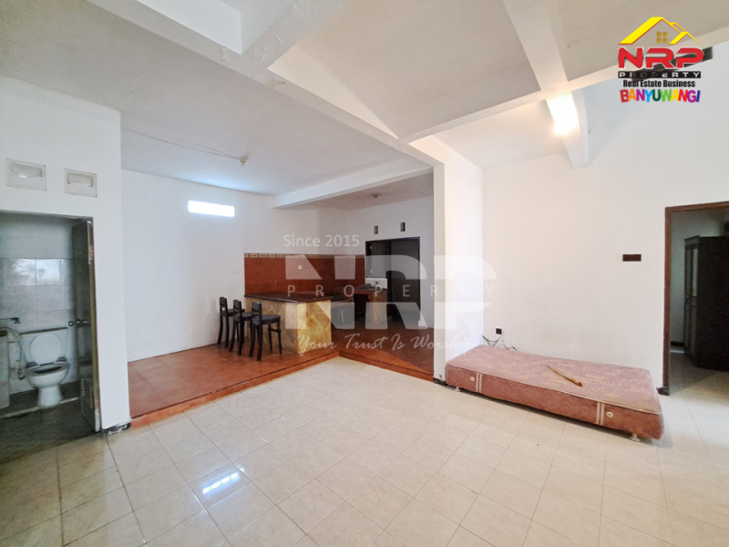 Dijual Rumah Exclusive 2 Lantai di Perum. Mendut Regency - Banyuwangi  Dijual Rumah Exclusive 2 Lantai di Perum. Mendut Regency - Banyuwangi  Dijual Rumah Exclusive 2 Lantai di Perum. Mendut Regency - Banyuwangi&nbsp;
Hunian Exclusive terletak di Kawasan Perumahan Elit di Pusat Kota NRP BANYUWANGI