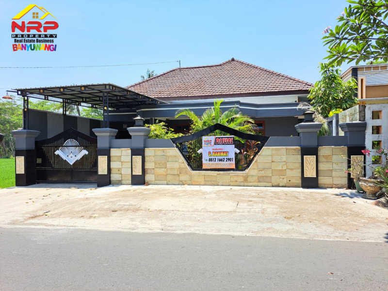 Dijual Rumah Exclusive di Belakang Hotel Santika - Banyuwangi  Dijual Rumah Exclusive di Belakang Hotel Santika - Banyuwangi  Dijual Rumah Exclusive di Belakang Hotel Santika - Banyuwangi&nbsp;
Hunian Strategis di Pusat Kota . 300 Meter dari Hotel Santika.
Dekat dengan fasilitias NRP BANYUWANGI