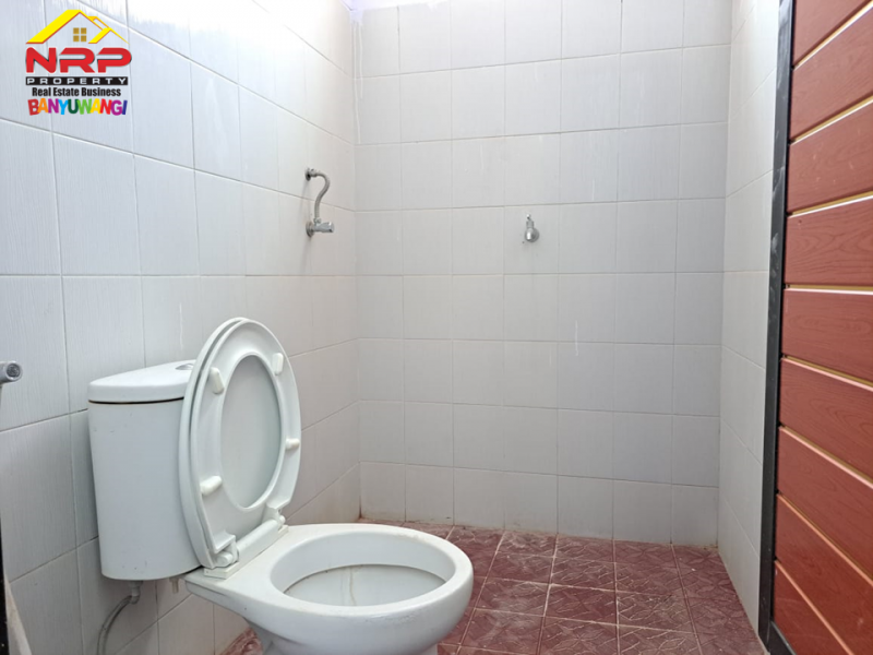 Dijual Rumah Exclusive di Belakang Hotel Santika - Banyuwangi  Dijual Rumah Exclusive di Belakang Hotel Santika - Banyuwangi  Dijual Rumah Exclusive di Belakang Hotel Santika - Banyuwangi&nbsp;
Hunian Strategis di Pusat Kota . 300 Meter dari Hotel Santika.
Dekat dengan fasilitias NRP BANYUWANGI