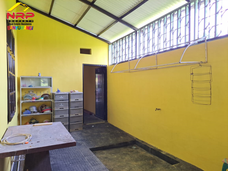 Dijual Rumah Exclusive di Belakang Hotel Santika - Banyuwangi  Dijual Rumah Exclusive di Belakang Hotel Santika - Banyuwangi  Dijual Rumah Exclusive di Belakang Hotel Santika - Banyuwangi&nbsp;
Hunian Strategis di Pusat Kota . 300 Meter dari Hotel Santika.
Dekat dengan fasilitias NRP BANYUWANGI