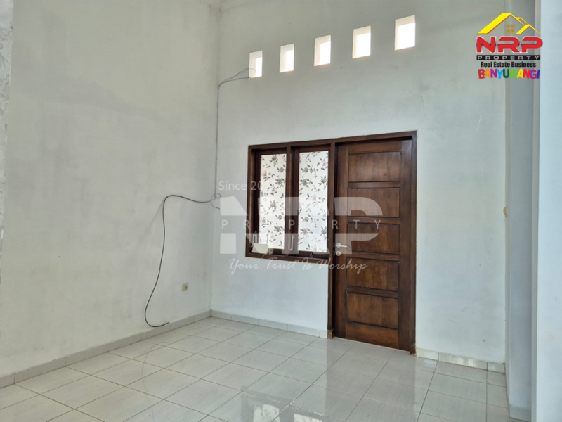 Dijual Rumah Exclusive di dalam Kawasan El Royal Hotel  - Banyuwangi Dijual Rumah Exclusive di dalam Kawasan El Royal Hotel  - Banyuwangi Dijual Rumah Exclusive di dalam Kawasan El Royal Hotel&nbsp; - Banyuwangi
Lokasi Sangat Strategis di Lingkungan yang Sedang Berkembang
Akses Jalan Provinsi NRP BANYUWANGI