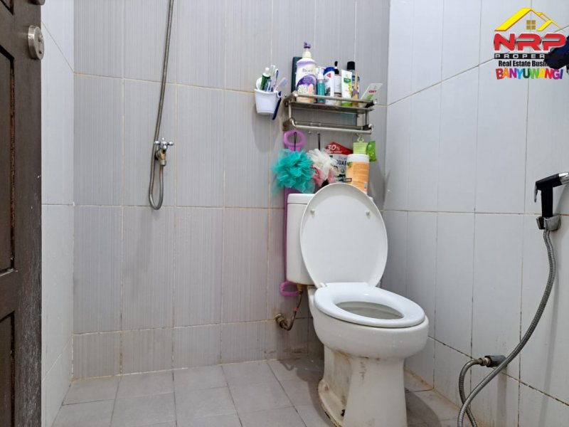 Dijual Rumah Exclusive Hook di dalam Kawasan El Royal Hotel dan Jatim Park - Banyuwangi Dijual Rumah Exclusive Hook di dalam Kawasan El Royal Hotel dan Jatim Park - Banyuwangi Dijual Rumah Exclusive Hook di dalam Kawasan El Royal Hotel dan Jatim Park - Banyuwangi
Jual dibawah harga pasar. Lokasi Sangat Strategis di Lingkungan yang NRP BANYUWANGI