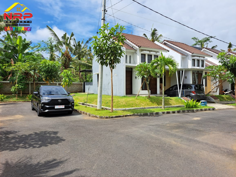 Dijual Rumah Exclusive Hook di dalam Kawasan El Royal Hotel dan Jatim Park - Banyuwangi Dijual Rumah Exclusive Hook di dalam Kawasan El Royal Hotel dan Jatim Park - Banyuwangi Dijual Rumah Exclusive Hook di dalam Kawasan El Royal Hotel dan Jatim Park - Banyuwangi
Jual dibawah harga pasar. Lokasi Sangat Strategis di Lingkungan yang NRP BANYUWANGI