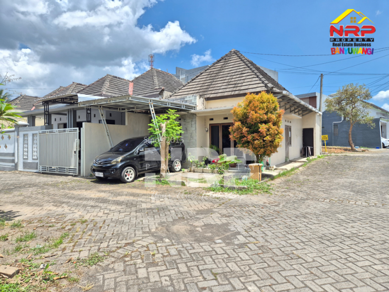 Dijual Rumah Exclusive Hook Di Genteng - Banyuwangi  Dijual Rumah Exclusive Hook Di Genteng - Banyuwangi  Dijual Rumah Exclusive Hook Di Genteng - Banyuwangi&nbsp;
Berada di kawasan perumahan one get system. Lokasi Strategis, Pusat Bisnis, Dekat Perbelanjaan dan NRP BANYUWANGI