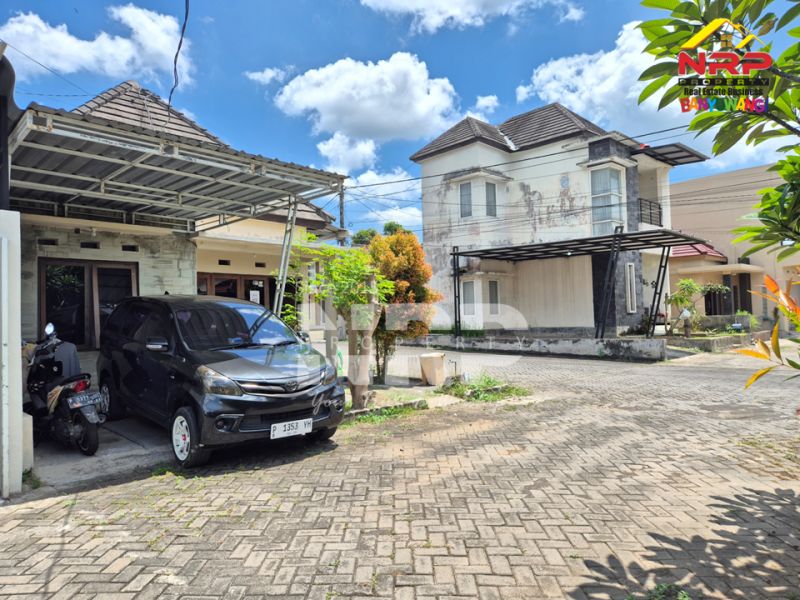 Dijual Rumah Exclusive Hook Di Genteng - Banyuwangi  Dijual Rumah Exclusive Hook Di Genteng - Banyuwangi  Dijual Rumah Exclusive Hook Di Genteng - Banyuwangi&nbsp;
Berada di kawasan perumahan one get system. Lokasi Strategis, Pusat Bisnis, Dekat Perbelanjaan dan NRP BANYUWANGI