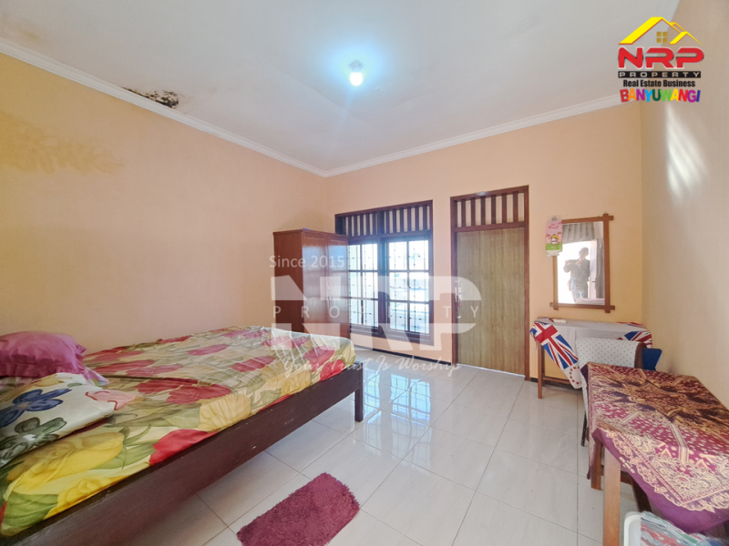 Dijual Rumah Hook 2 lantai Klasik di Banyuwangi Kota  Dijual Rumah Hook 2 lantai Klasik di Banyuwangi Kota  Dijual Rumah Hook 2 lantai Klasik di Banyuwangi Kota&nbsp;
Dekat fasilitas kesehatan, Kampus ternama dan Kantor Pemerintahan&nbsp;
Cocok Untuk NRP BANYUWANGI