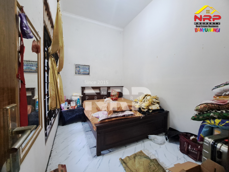 Dijual Rumah Hook 2 lantai Klasik di Banyuwangi Kota  Dijual Rumah Hook 2 lantai Klasik di Banyuwangi Kota  Dijual Rumah Hook 2 lantai Klasik di Banyuwangi Kota&nbsp;
Dekat fasilitas kesehatan, Kampus ternama dan Kantor Pemerintahan&nbsp;
Cocok Untuk NRP BANYUWANGI