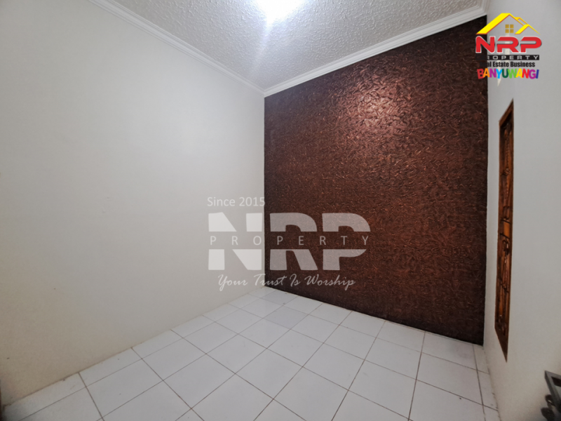 Dijual Rumah Hook 2 Lantai Siap Huni di Giri - Banyuwangi  Dijual Rumah Hook 2 Lantai Siap Huni di Giri - Banyuwangi  Dijual Rumah Hook 2 Lantai Siap Huni di Giri - Banyuwangi&nbsp;
Dekat dengan Sekolah Ternama di Banyuwangi Kota&nbsp;
Dengan one get sistem, lingkungan aman, NRP BANYUWANGI