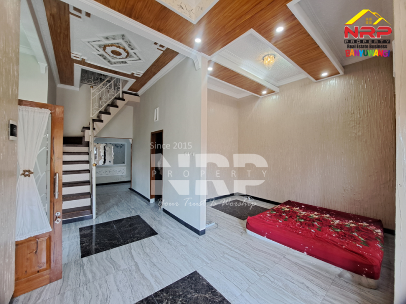 Dijual Rumah Hook 2 Lantai Siap Huni di Giri - Banyuwangi  Dijual Rumah Hook 2 Lantai Siap Huni di Giri - Banyuwangi  Dijual Rumah Hook 2 Lantai Siap Huni di Giri - Banyuwangi&nbsp;
Dekat dengan Sekolah Ternama di Banyuwangi Kota&nbsp;
Dengan one get sistem, lingkungan aman, NRP BANYUWANGI