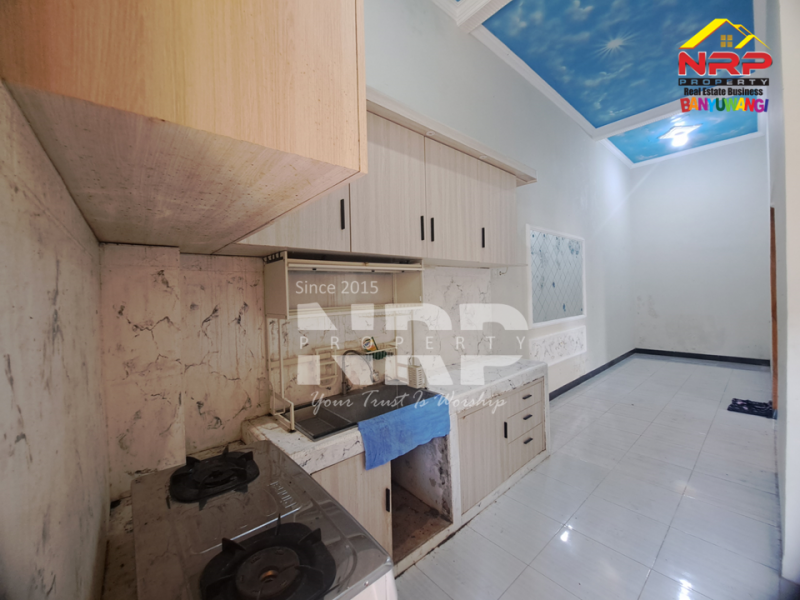 Dijual Rumah Hook 2 Lantai Siap Huni di Giri - Banyuwangi  Dijual Rumah Hook 2 Lantai Siap Huni di Giri - Banyuwangi  Dijual Rumah Hook 2 Lantai Siap Huni di Giri - Banyuwangi&nbsp;
Dekat dengan Sekolah Ternama di Banyuwangi Kota&nbsp;
Dengan one get sistem, lingkungan aman, NRP BANYUWANGI
