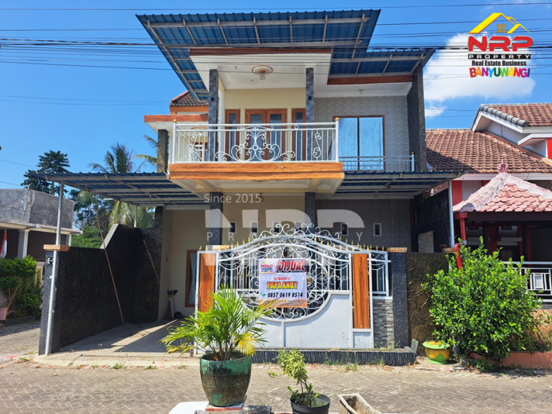 Dijual Rumah Hook 2 Lantai Siap Huni di Giri - Banyuwangi  Dijual Rumah Hook 2 Lantai Siap Huni di Giri - Banyuwangi  Dijual Rumah Hook 2 Lantai Siap Huni di Giri - Banyuwangi&nbsp;
Dekat dengan Sekolah Ternama di Banyuwangi Kota&nbsp;
Dengan one get sistem, lingkungan aman, NRP BANYUWANGI