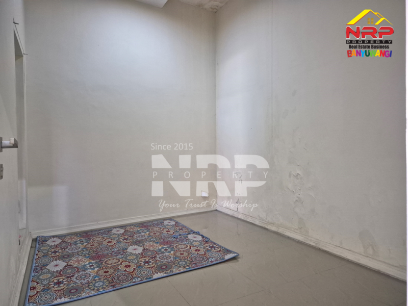 Dijual Rumah Hook Berada di Lemahbangdewo - Rogojampi Dijual Rumah Murah di Lemahbangdewo - Rogojampi Dijual Rumah Hook Berada di Lemahbangdewo - Rogojampi
Rumah siap menjadi tempat pulang yang nyaman untuk keluarga tercinta.
One get sistem area, Akse 0 Jl. NRP BANYUWANGI