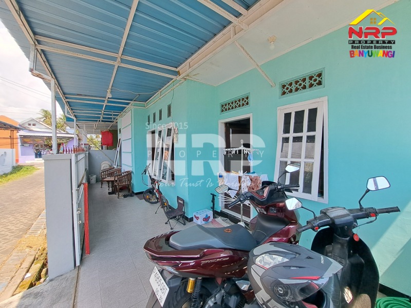 DIJUAL RUMAH HOOK Cantik dikawasan perumahan akses Jl. Gajah Mada - Banyuwangi DIJUAL RUMAH HOOK Cantik dikawasan perumahan akses Jl. Gajah Mada - Banyuwangi DIJUAL RUMAH HOOK Cantik dikawasan perumahan akses Jl. Gajah Mada - Banyuwangi
Lokasi strategis, sirkulasi udara maksimal, dan posisi hook yang jarang NRP BANYUWANGI