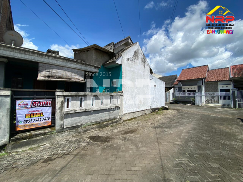 Dijual Rumah Hook di Genteng - Banyuwangi  Dijual Rumah Hook di Genteng - Banyuwangi  Dijual Rumah Hook di Genteng - Banyuwangi&nbsp;
Lokasi strategis di Pusat Kota Genteng, posisi hook, akses nyaman, dan lingkungan aman.
One get system, Cocok NRP BANYUWANGI
