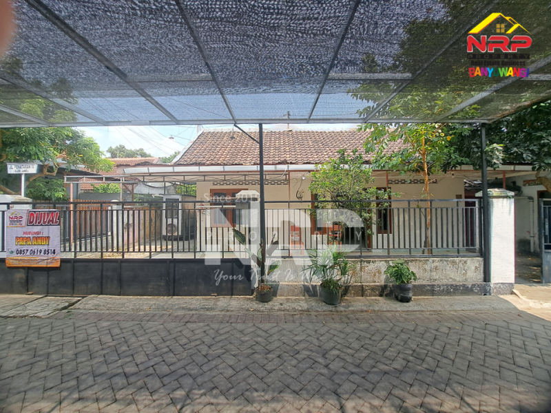 Dijual Rumah Hook di Tamanbaru - Banyuwangi  Dijual Rumah Hook di Tamanbaru - Banyuwangi  Dijual Rumah Hook di Tamanbaru - Banyuwangi&nbsp;
Lingkungan strategis, Berada di Pusat Perkantoran dan Perbelanjaan Banyuwangi.&nbsp;
Akses Jalan Roda NRP BANYUWANGI