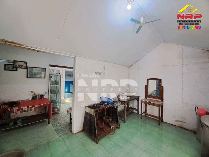 Dijual Rumah Hook di Tamanbaru - Banyuwangi  Dijual Rumah Hook di Tamanbaru - Banyuwangi  Dijual Rumah Hook di Tamanbaru - Banyuwangi&nbsp;
Lingkungan strategis, Berada di Pusat Perkantoran dan Perbelanjaan Banyuwangi.&nbsp;
Akses Jalan Roda NRP BANYUWANGI
