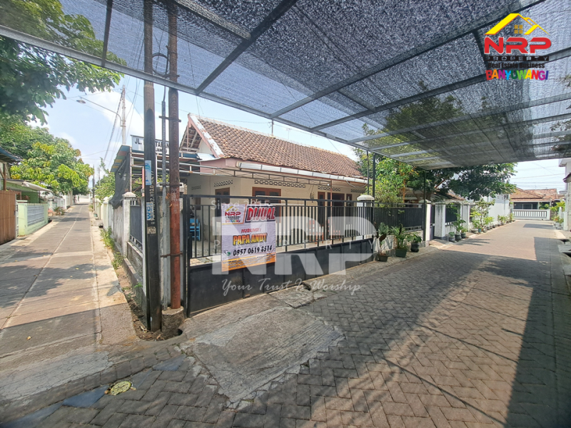 Dijual Rumah Hook di Tamanbaru - Banyuwangi  Dijual Rumah Hook di Tamanbaru - Banyuwangi  Dijual Rumah Hook di Tamanbaru - Banyuwangi&nbsp;
Lingkungan strategis, Berada di Pusat Perkantoran dan Perbelanjaan Banyuwangi.&nbsp;
Akses Jalan Roda NRP BANYUWANGI