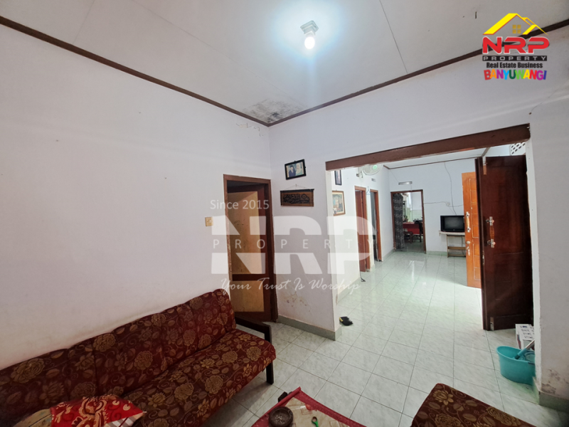 Dijual Rumah Hook di Tamanbaru - Banyuwangi  Dijual Rumah Hook di Tamanbaru - Banyuwangi  Dijual Rumah Hook di Tamanbaru - Banyuwangi&nbsp;
Lingkungan strategis, Berada di Pusat Perkantoran dan Perbelanjaan Banyuwangi.&nbsp;
Akses Jalan Roda NRP BANYUWANGI