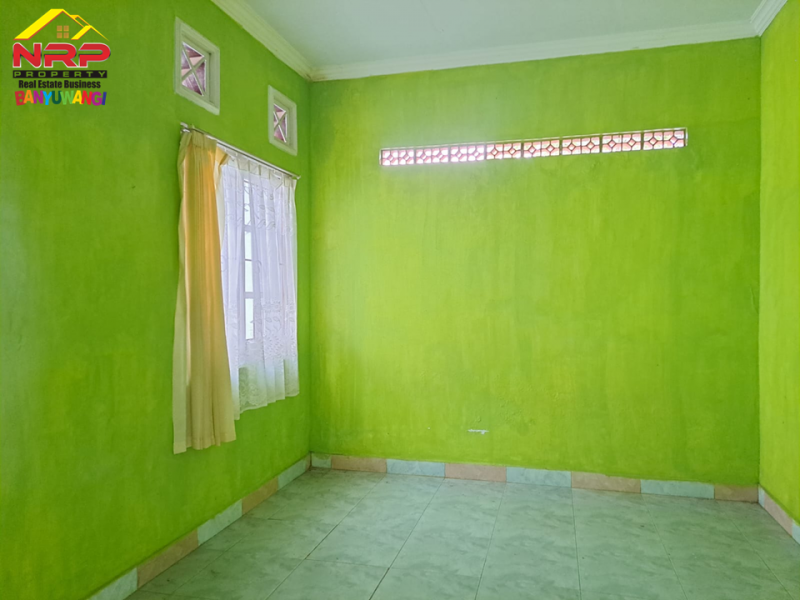 Dijual Rumah Hook Minimalis di Klatak  - Banyuwangi Dijual Rumah Hook Murah 200 jutaan di Banyuwangi Dijual Rumah Hook Minimalis di Klatak&nbsp; - Banyuwangi
Lokasi Sangat Strategis Dekat&nbsp; dengan Kawasan Hotel dan Resto Banyuwangi&nbsp;

LT/LB : 84/70 NRP BANYUWANGI