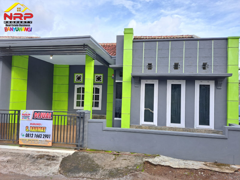Dijual Rumah Hook Minimalis di Klatak  - Banyuwangi Dijual Rumah Hook Murah 200 jutaan di Banyuwangi Dijual Rumah Hook Minimalis di Klatak&nbsp; - Banyuwangi
Lokasi Sangat Strategis Dekat&nbsp; dengan Kawasan Hotel dan Resto Banyuwangi&nbsp;

LT/LB : 84/70 NRP BANYUWANGI