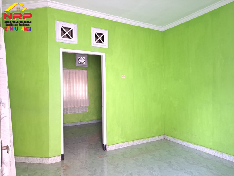 Dijual Rumah Hook Minimalis di Klatak  - Banyuwangi Dijual Rumah Hook Murah 200 jutaan di Banyuwangi Dijual Rumah Hook Minimalis di Klatak&nbsp; - Banyuwangi
Lokasi Sangat Strategis Dekat&nbsp; dengan Kawasan Hotel dan Resto Banyuwangi&nbsp;

LT/LB : 84/70 NRP BANYUWANGI