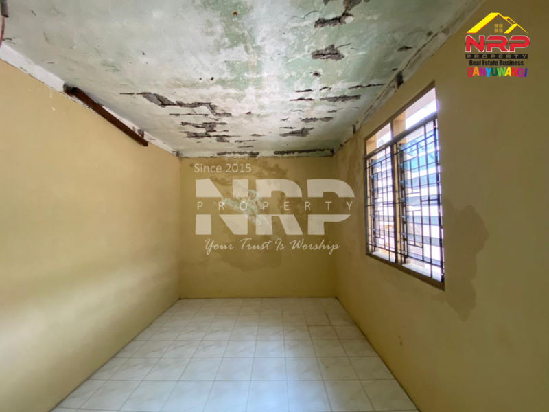 Dijual Rumah Hook Murah Banget 2 Lantai Strategis di Tamanbaru , Banyuwangi  Dijual Rumah Hook Murah Banget 2 Lantai Strategis di Tamanbaru , Banyuwangi  Dijual Rumah Hook Murah Banget 2 Lantai Strategis di Tamanbaru , Banyuwangi&nbsp;
Dekat dengan Fasilitas Pendidikan, Perbelanjaan dan kantor dinas NRP BANYUWANGI