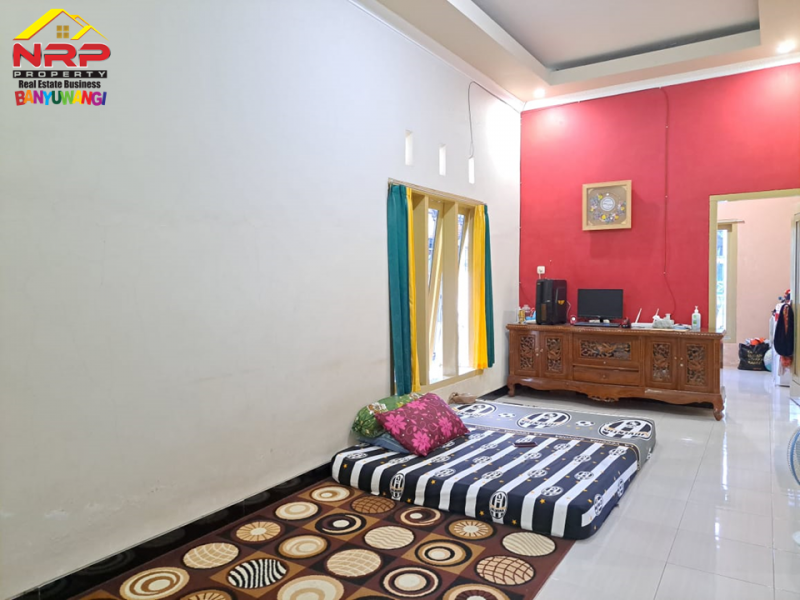 Dijual Rumah Hook Pojok 250 Meter dari JL. Adi Sucipto - Banyuwangi  Dijual Rumah Hook Pojok 250 Meter dari JL. Adi Sucipto - Banyuwangi  Dijual Rumah Hook Pojok 250 Meter dari JL. Adi Sucipto - Banyuwangi&nbsp;
Hunian dengan Premium Location di Pusat Kota Banyuwangi
Dekat dengan Fasilitas NRP BANYUWANGI