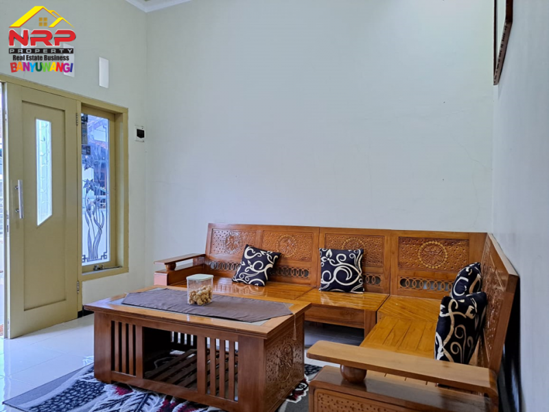 Dijual Rumah Hook Pojok 250 Meter dari JL. Adi Sucipto - Banyuwangi  Dijual Rumah Hook Pojok 250 Meter dari JL. Adi Sucipto - Banyuwangi  Dijual Rumah Hook Pojok 250 Meter dari JL. Adi Sucipto - Banyuwangi&nbsp;
Hunian dengan Premium Location di Pusat Kota Banyuwangi
Dekat dengan Fasilitas NRP BANYUWANGI