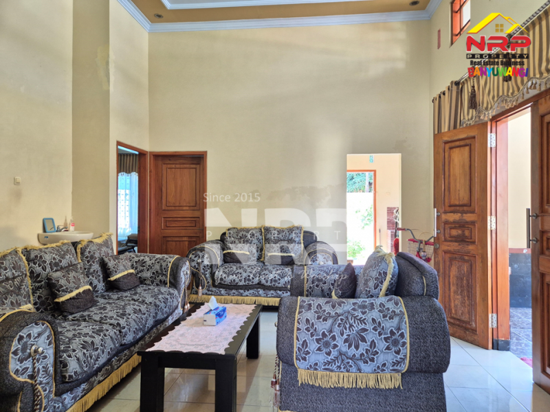 Dijual Rumah Hook  Sangat Strategis di Tamanbaru , Banyuwangi  Dijual Rumah Hook  Sangat Strategis di Tamanbaru , Banyuwangi  Dijual Rumah Hook&nbsp; Sangat Strategis di Tamanbaru , Banyuwangi&nbsp;
Dekat dengan Fasilitas Pendidikan, Perbelanjaan dan kantor dinas pemerintahan

Luas NRP BANYUWANGI
