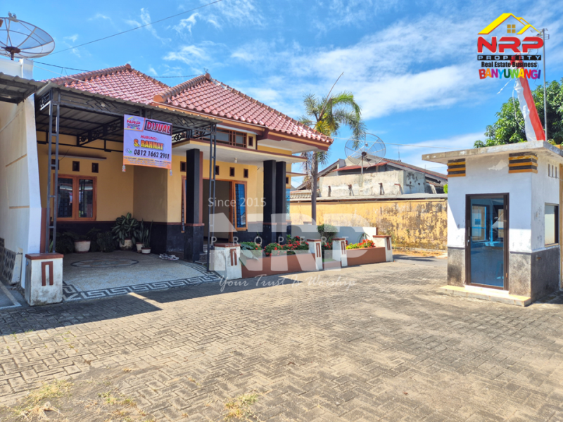 Dijual Rumah Hook  Sangat Strategis di Tamanbaru , Banyuwangi  Dijual Rumah Hook  Sangat Strategis di Tamanbaru , Banyuwangi  Dijual Rumah Hook&nbsp; Sangat Strategis di Tamanbaru , Banyuwangi&nbsp;
Dekat dengan Fasilitas Pendidikan, Perbelanjaan dan kantor dinas pemerintahan

Luas NRP BANYUWANGI